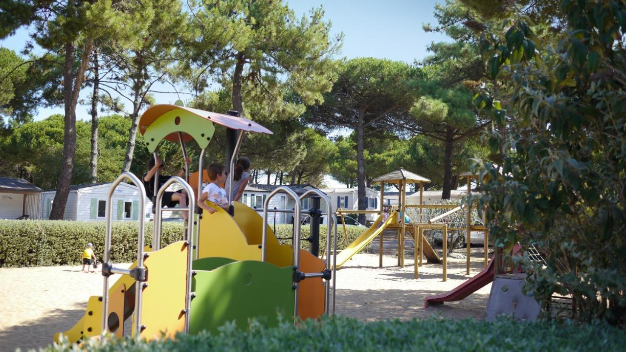 Camping Le Suroit لو بوا بلاج أو ر المظهر الخارجي الصورة